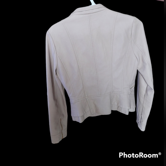 LE CHATEAU Faux leather - Picture 3 of 4